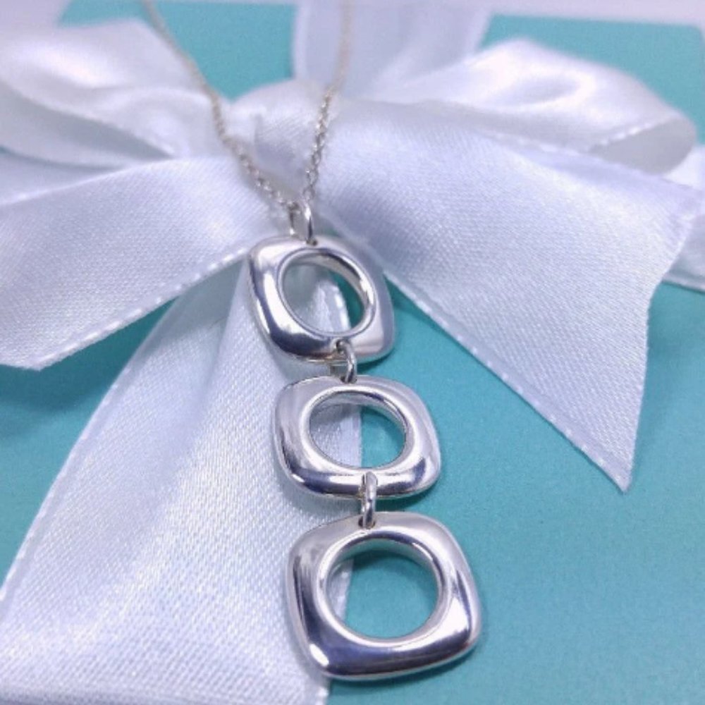 VINTAGE! Tiffany & Co. Sterling Silver Cushion Necklace on 16 Inch Tiffany Chain